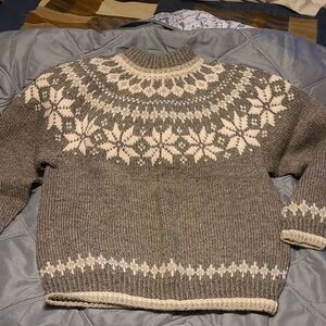 Dale of Norway Gray and Cream Women's Crewneck Sweater